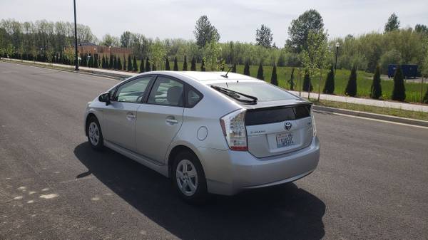 2011 Toyota Prius Very Clean great maintenance - - by for sale in Portland, OR – photo 5