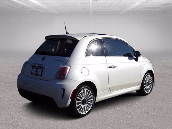 2018 FIAT 500 Lounge Hatchback w/ Sunroof - cars & trucks - by... for sale in Wilmington, NC – photo 8