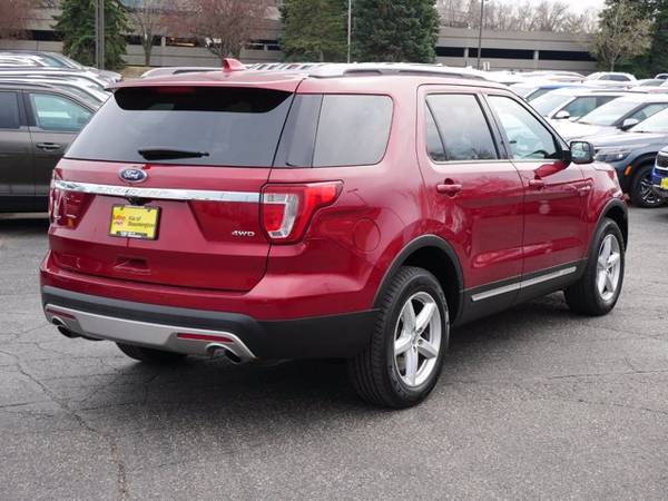 2016 Ford Explorer XLT - - by dealer - vehicle for sale in Bloomington, MN – photo 11