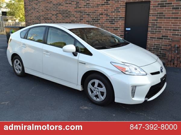 2013 Toyota Prius 5dr Hatchback Three,Navi,Bluetooth,BackupCam for sale in Arlington Heights, IL – photo 4