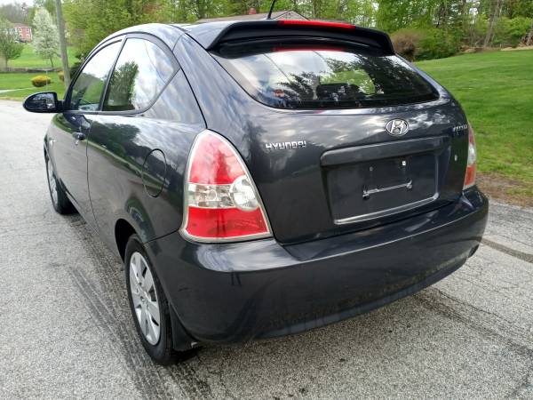 09 HYUNDAI ACCENT ! 5 SPEED MANUAL ! Great Condition ! - cars & for sale in North Grosvenordale, CT – photo 7