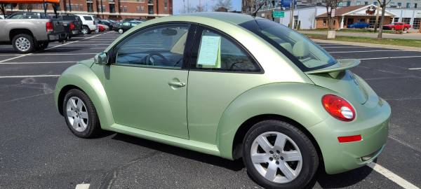 2007 Volkswagen Bettle - - by dealer - vehicle for sale in Lansing, MI – photo 6
