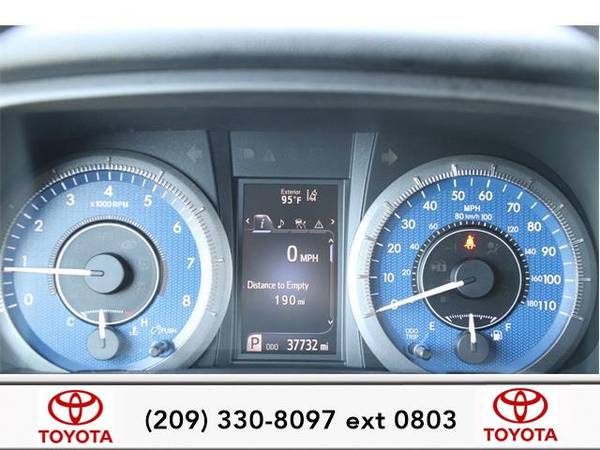 2018 Toyota Sienna mini-van Passenger LE for sale in Stockton, CA – photo 9