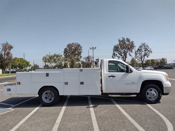 2008 GMC 3500 with 11ft utility bed, 6 6L Duramax with Allison Trans for sale in Santa Ana, CA – photo 4