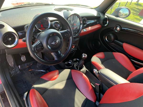 2011 MINI COOPER S MANUAL - EZ TO FINANCE CALL - cars & trucks - by... for sale in Hallandale, FL – photo 11