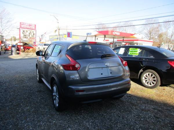 2013 Nissan Juke SV 4 X 4, ONE OWNER - - by dealer for sale in Hampton, NH – photo 3
