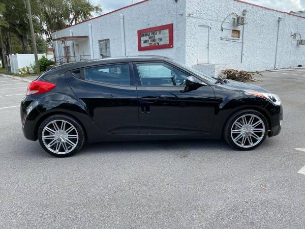 2012 Hyundai Veloster Base 3dr Coupe 6M - cars & trucks - by dealer... for sale in TAMPA, FL – photo 4