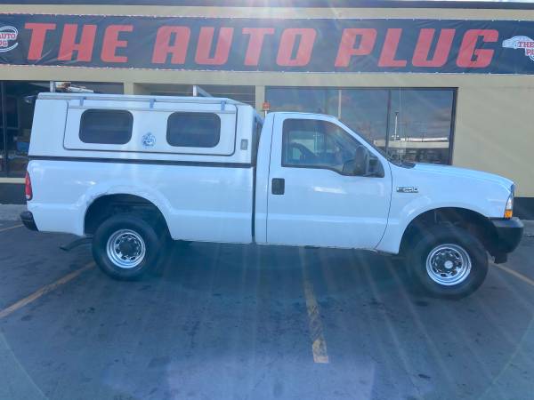 2004 Ford F-250 Super Duty 5.4L V8 8 Foot Bed 4x4 1 Owner Vehicle -... for sale in Elmhurst, IL – photo 5