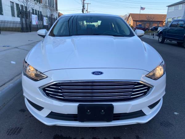 2017 Ford Fusion SE LOW MILES for sale in Howard Beach, NY – photo 2