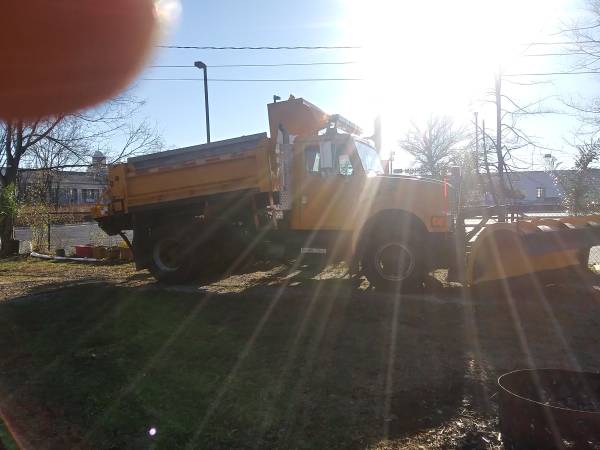 Dump Plow Truck, Salt Spreader,Diesel DT466,58K... for sale in Midlothian, IL – photo 16
