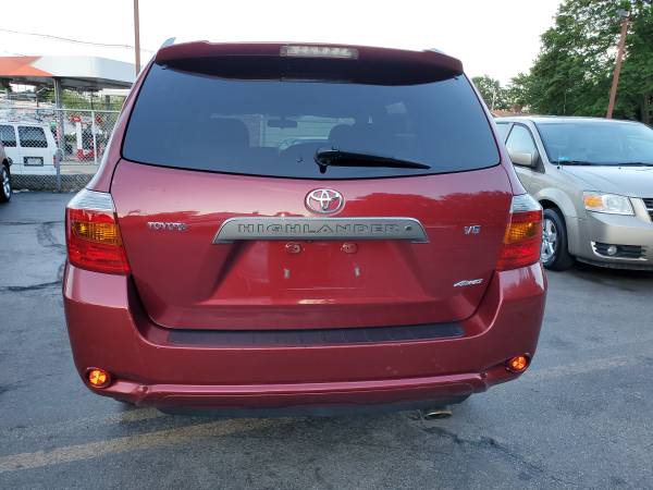 2008 Toyota Highlander V6 - cars & trucks - by owner - vehicle... for sale in Providence, RI – photo 7