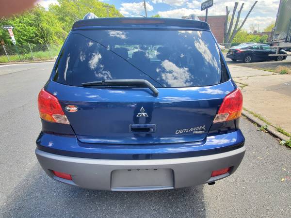 2003 Mitsubishi Outlander, Nice looking! Runs Great w/Clean Title for sale in Bronx, NY – photo 4