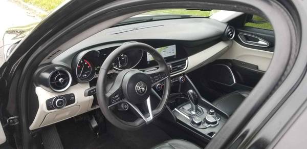 2018 Alfa Romeo Giulia, 7k , Remote Starter, Back-up Camera, Leather for sale in Dearborn Heights, MI – photo 10