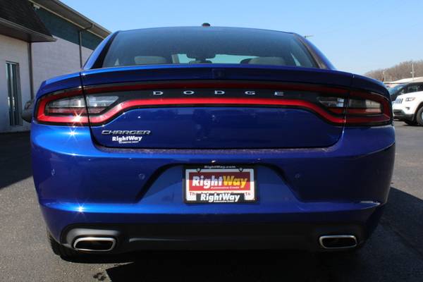 2019 Dodge Charger SXT - - by dealer - vehicle for sale in Elkhart, IN – photo 17