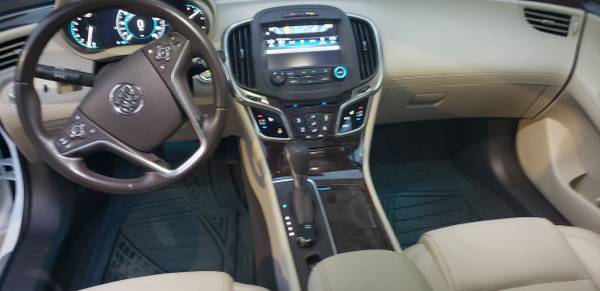 "2016 Buick Lacrosse" - cars & trucks - by owner - vehicle... for sale in Laredo, TX – photo 7