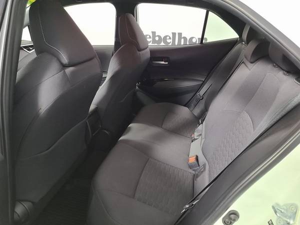2019 Toyota Corolla Hatchback SE hatchback Blizzard Pearl - cars &... for sale in Jasper, IN – photo 9