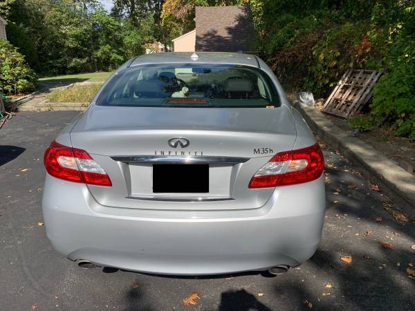 Infiniti M35h - 2012 - cars & trucks - by owner - vehicle automotive... for sale in Amawalk, NY – photo 2