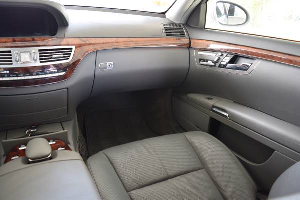 Mercedes-Benz S550 (Like New) for sale in Wilmington, NC – photo 16