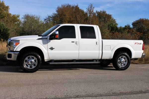VERY CLEAN! 2015 FORD F-250 LARIAT 4X4 6.7 DIESEL RUST FREE! BRING... for sale in Temple, TX – photo 3