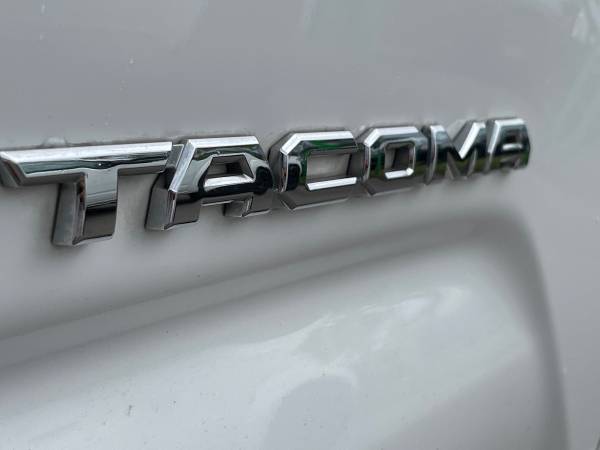 2016 Toyota Tacoma SR5 - - by dealer - vehicle for sale in Hollywood, FL – photo 10