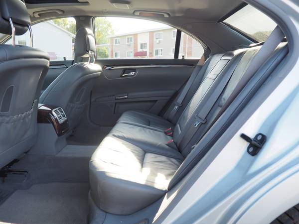 2008 Mercedes S-550 4-Matic AMG PKG Fully Loaded Only 84k Pristine -... for sale in West Warwick, MA – photo 9