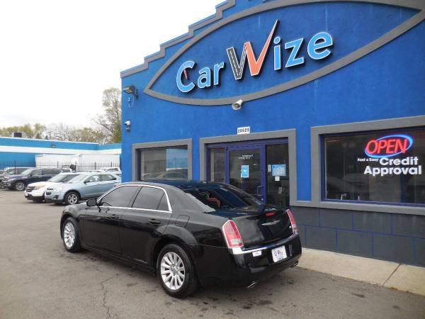 2014 Chrysler 300 Base 4dr Sedan 495 DOWN YOU DRIVE W A C - cars & for sale in Highland Park, MI – photo 3
