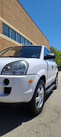 08 Hyundai Tucson GLS 5-spd 143k/ - by dealer for sale in East Hartford, CT – photo 11
