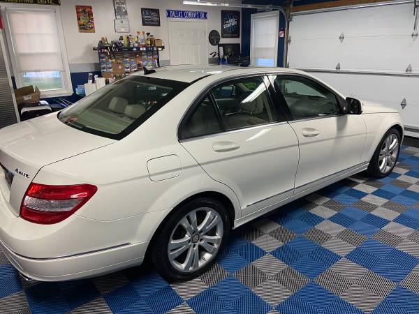 ***2009 MERCEDES BENZ C300 4MATIC*** - cars & trucks - by owner -... for sale in Shavertown, PA – photo 3