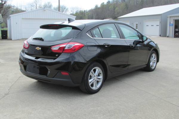 2017 Chevy Cruze LT Hatchback for sale in Lucasville, OH – photo 5
