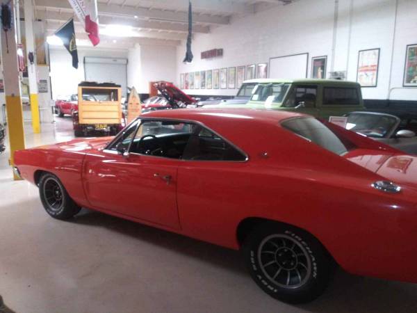 1969 Dodge Charger - FULLY RESTORED - 440 AUTO Turn Key - MOPAR 69 for sale in Austin, TX – photo 18