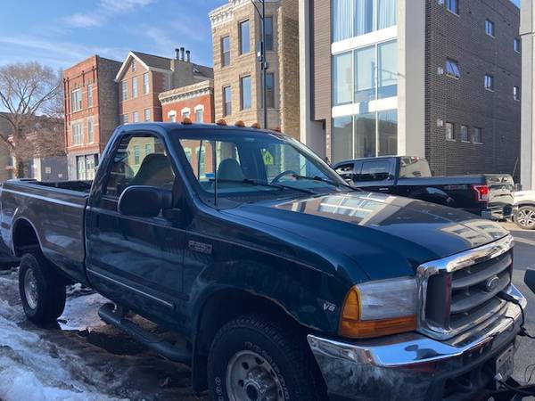 Ford F-250 (4x4) - WITH PLOW for sale in Chicago, IL – photo 2