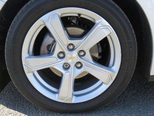 2018 Chevrolet Volt hatchback LT (Silver Ice Metallic) - cars & for sale in Lakeport, CA – photo 24