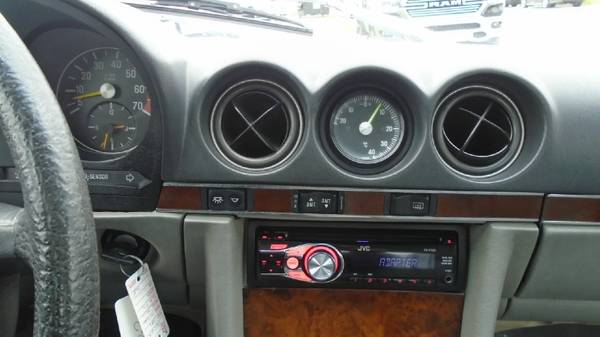 84 mercedes bens 380SL 1 owner car!! $9950 **Call Us Today For... for sale in Waterloo, IA – photo 13