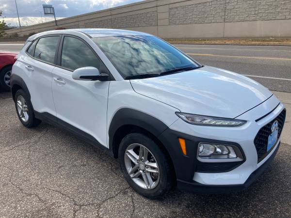 2018 Hyundai Kona SE AWD - Only 18k Miles! - cars & trucks - by... for sale in Newport, MN – photo 3