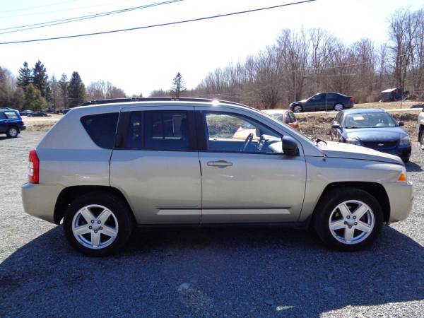 2010 Jeep Compass Sport 4x4 4dr SUV CASH DEALS ON ALL CARS OR BYO for sale in Lake Ariel, PA – photo 5