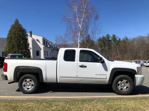 2011 Chevrolet Silverado 1500 4WD Ext Cab 143 5 LT for sale in Hampstead, NH – photo 12