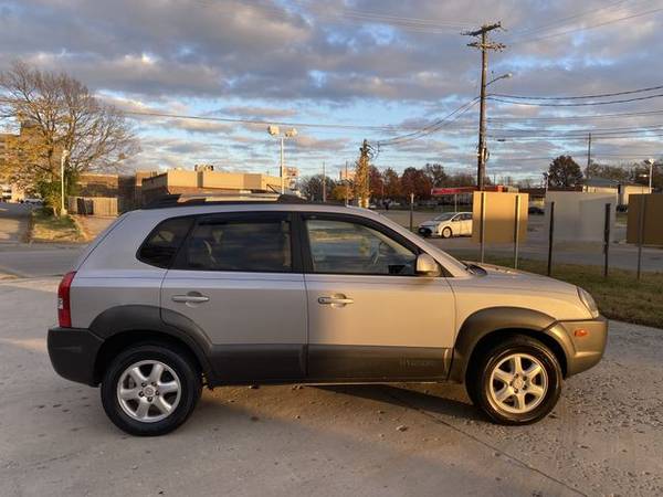 2005 Hyundai Tucson - Bank Financing Available! - cars & trucks - by... for sale in Springfield, MO – photo 6