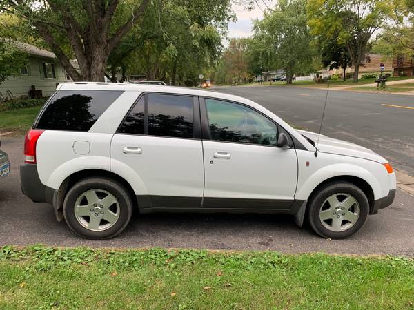2004 Saturn Vue AWD for sale in Minneapolis, MN – photo 2