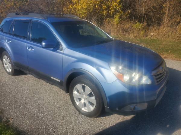 2010 Subaru Outback Limited, 77k miles, great for snow, very good... for sale in York, PA – photo 2