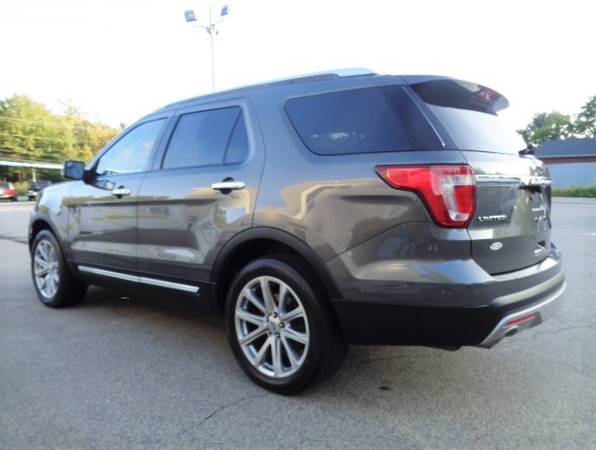OPEN! 2017 Ford Explorer Limited 4x4 NAV Leather 7-Passenger Clean -... for sale in Hampton Falls, MA – photo 5