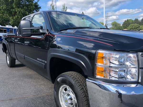 One Owner! 2007 Chevy Silverado 2500HD! 4x4! Crew Cab! Diesel! Sharp! for sale in Ortonville, OH – photo 12