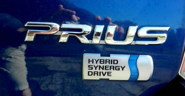 2009 Toyota Prius with Only 18, 000 Miles for sale in Chicago, IL – photo 2