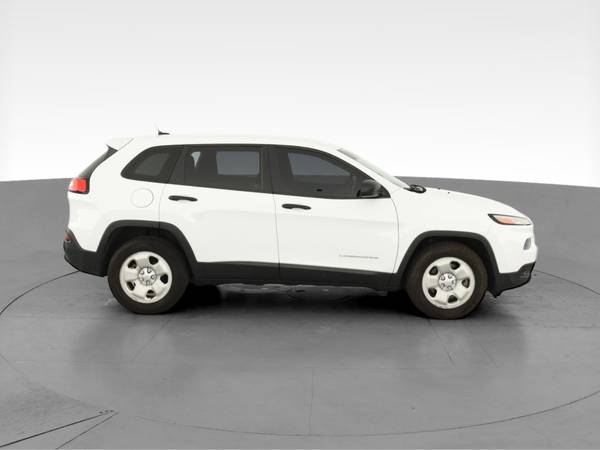 2014 Jeep Cherokee Sport SUV 4D suv White - FINANCE ONLINE - cars &... for sale in Bakersfield, CA – photo 13