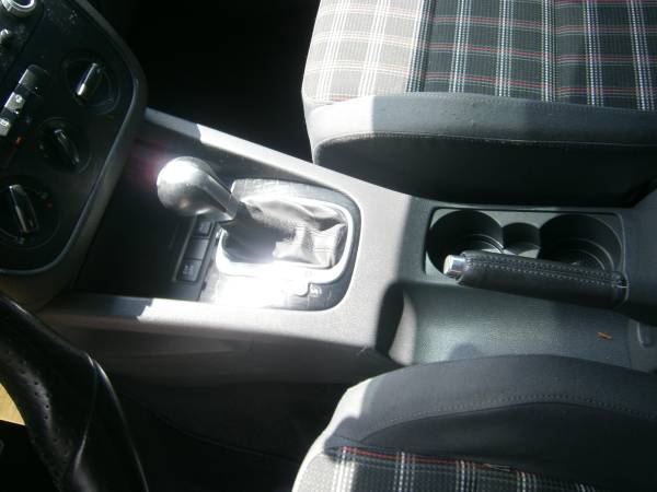 2008 volkswagen gti 4door mechanic special (runs & drives & cars & for sale in Riverdale, GA – photo 12