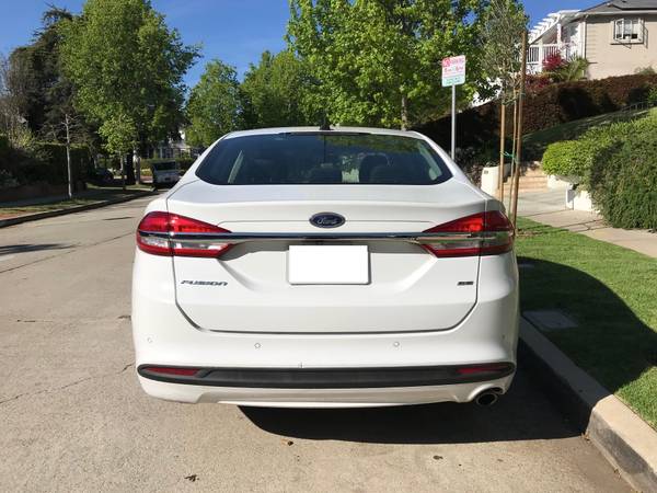 2017 Ford Fusion SE with ONLY 20, 000 Miles Clean Title - cars & for sale in Los Angeles, CA – photo 7