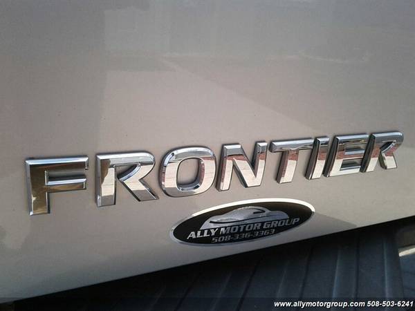 2015 Nissan Frontier SV V6 for sale in Seekonk, RI – photo 21
