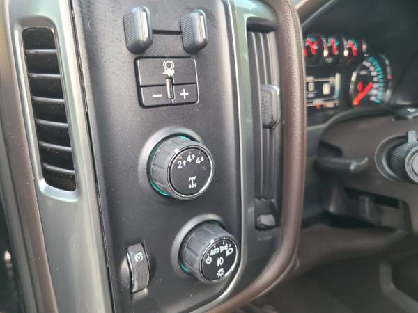 2018 Chevrolet Silverado 2500 HD LTZ Z71 Duramax Diesel 4x4 - cars & for sale in Peachland, KY – photo 24