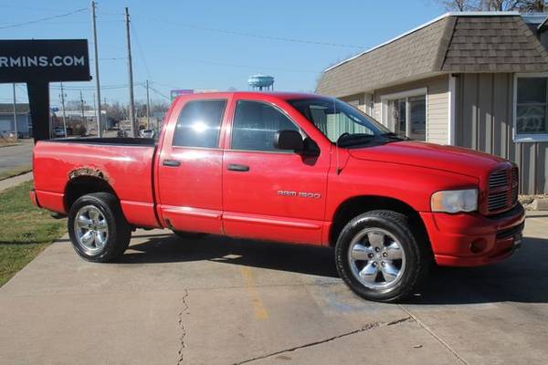 2005 Dodge Ram 1500 Quad Cab - cars & trucks - by dealer - vehicle... for sale in Waterloo, IA – photo 2