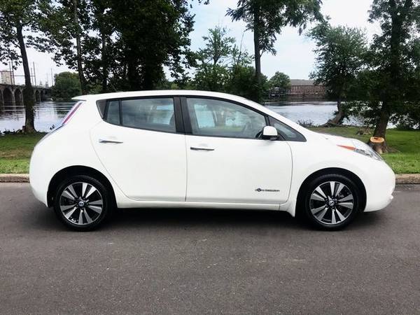 2013 Nissan LEAF - Financing Available! - cars & trucks - by dealer... for sale in Morrisville, PA – photo 2