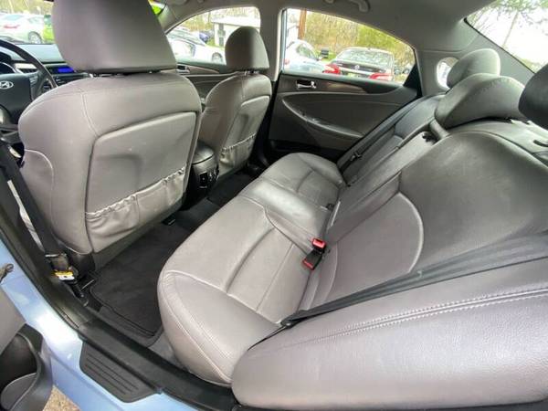 2012 Hyundai Sonata Hybrid One Owner Leather for sale in Beloit, WI – photo 12